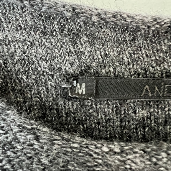 Ane Kenssen Gray and Black Two Tone Color Block Wool Crewneck Sweater - Picture 10 of 10